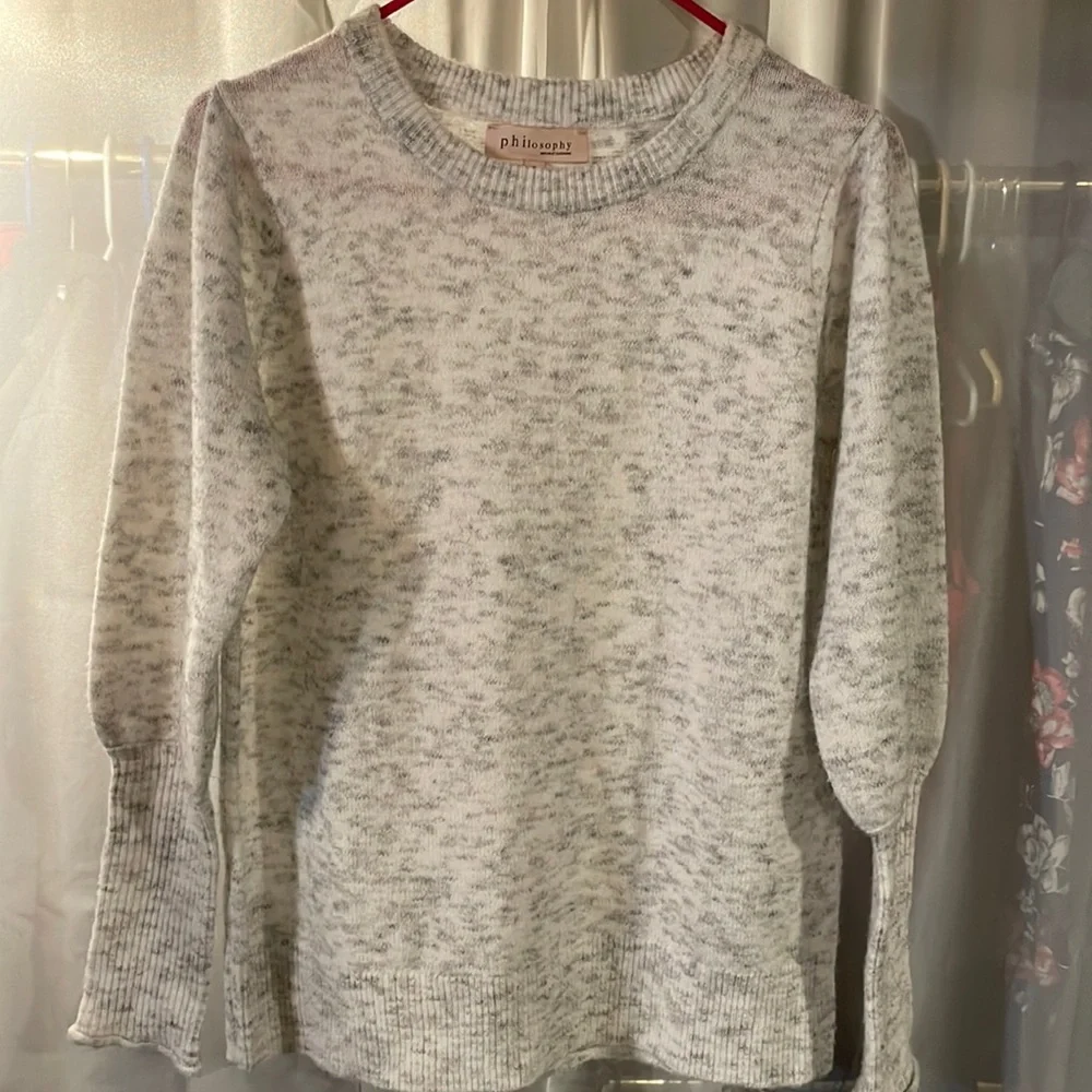 NWOT Philosophy Lightweight Sweater Top